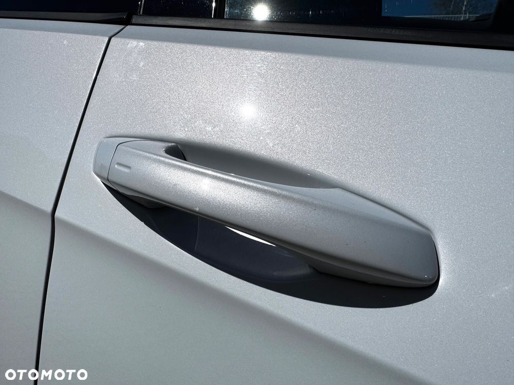 Volkswagen Golf - 32