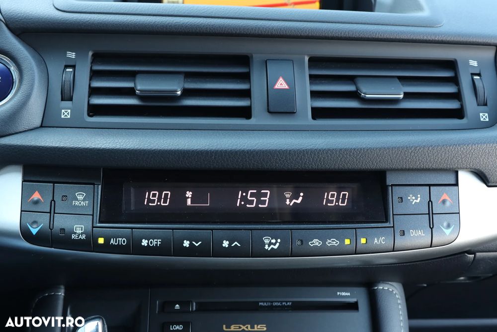 Lexus CT Standard - 25