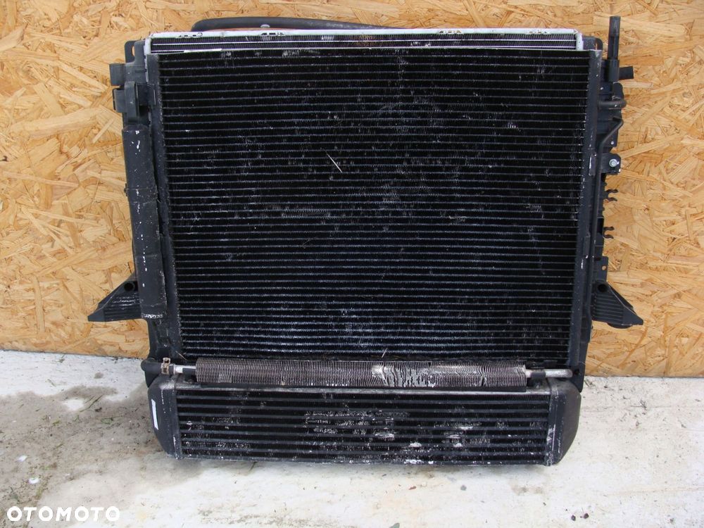chłodnice wody klimy intercooler land rover discovery iv pcc500060 - 1