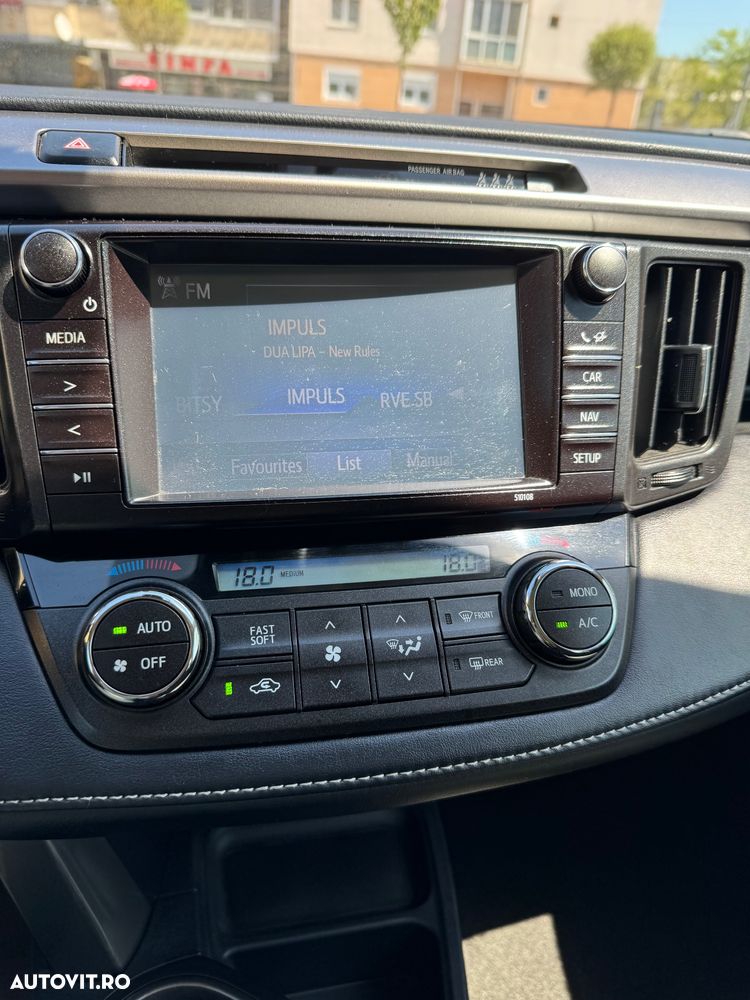 Toyota RAV4 2.0 D-4D 4x2 Start-Stop Comfort - 11