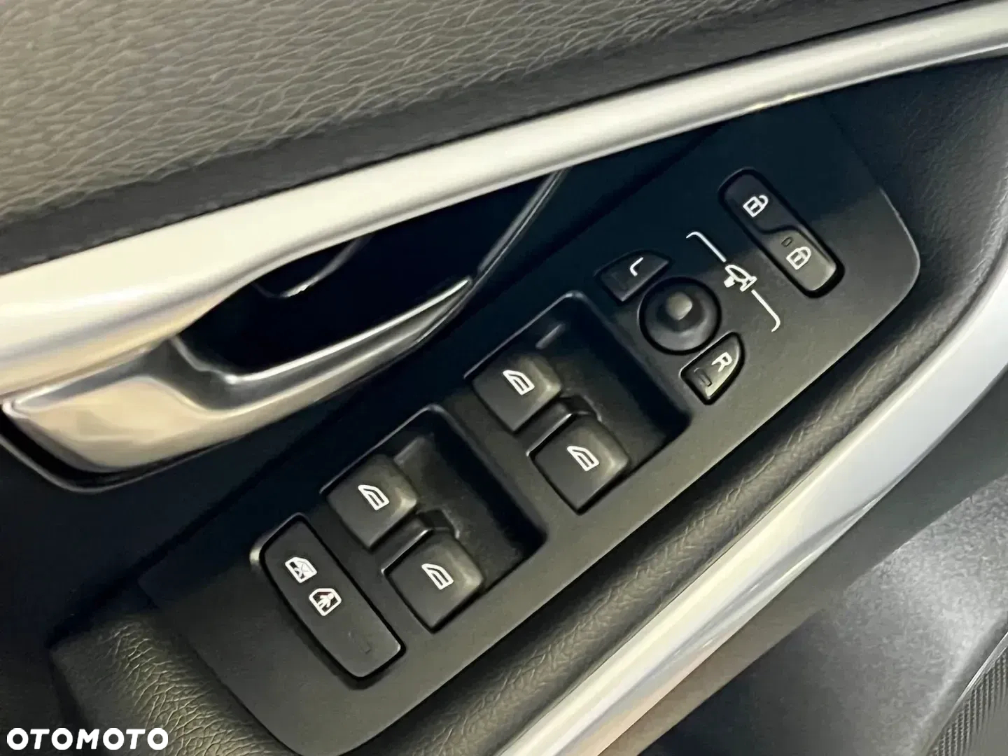 Volvo V40 - 23