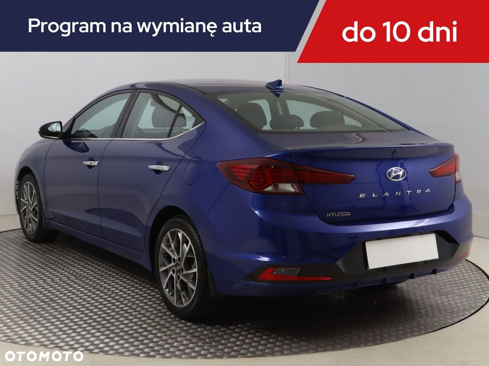 Hyundai Elantra - 6