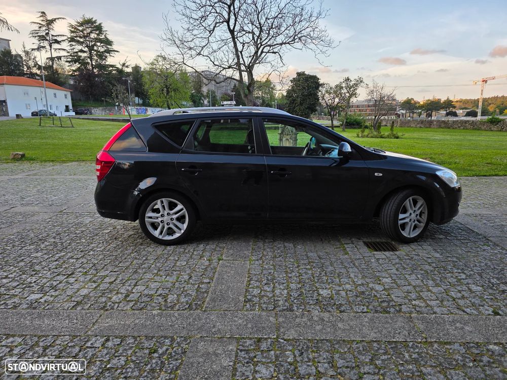 Kia Ceed SW 1.6 CRDi TX - 4