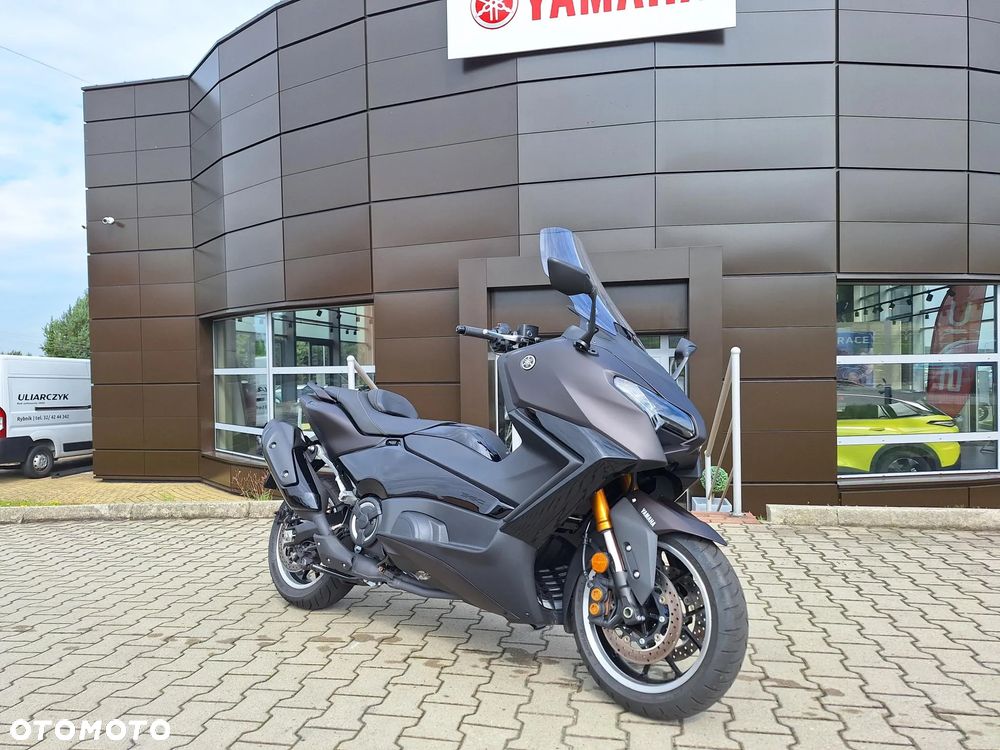 Yamaha Tmax - 8