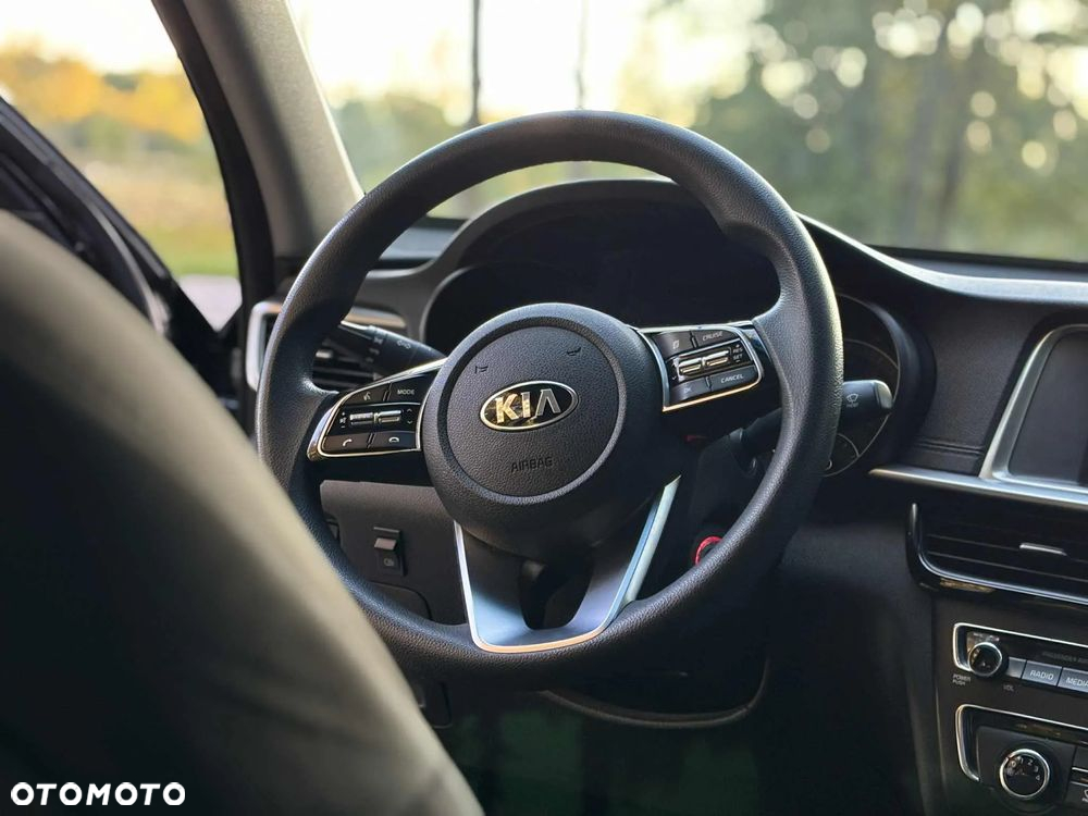 Kia Optima - 14