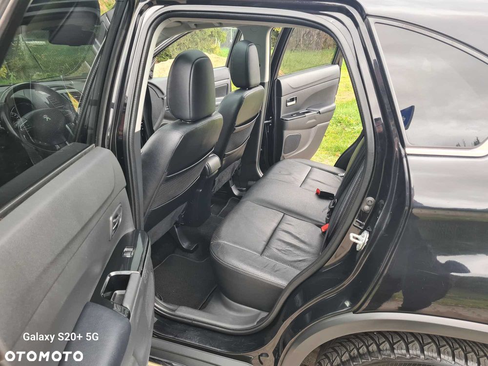 Peugeot 4008 - 8