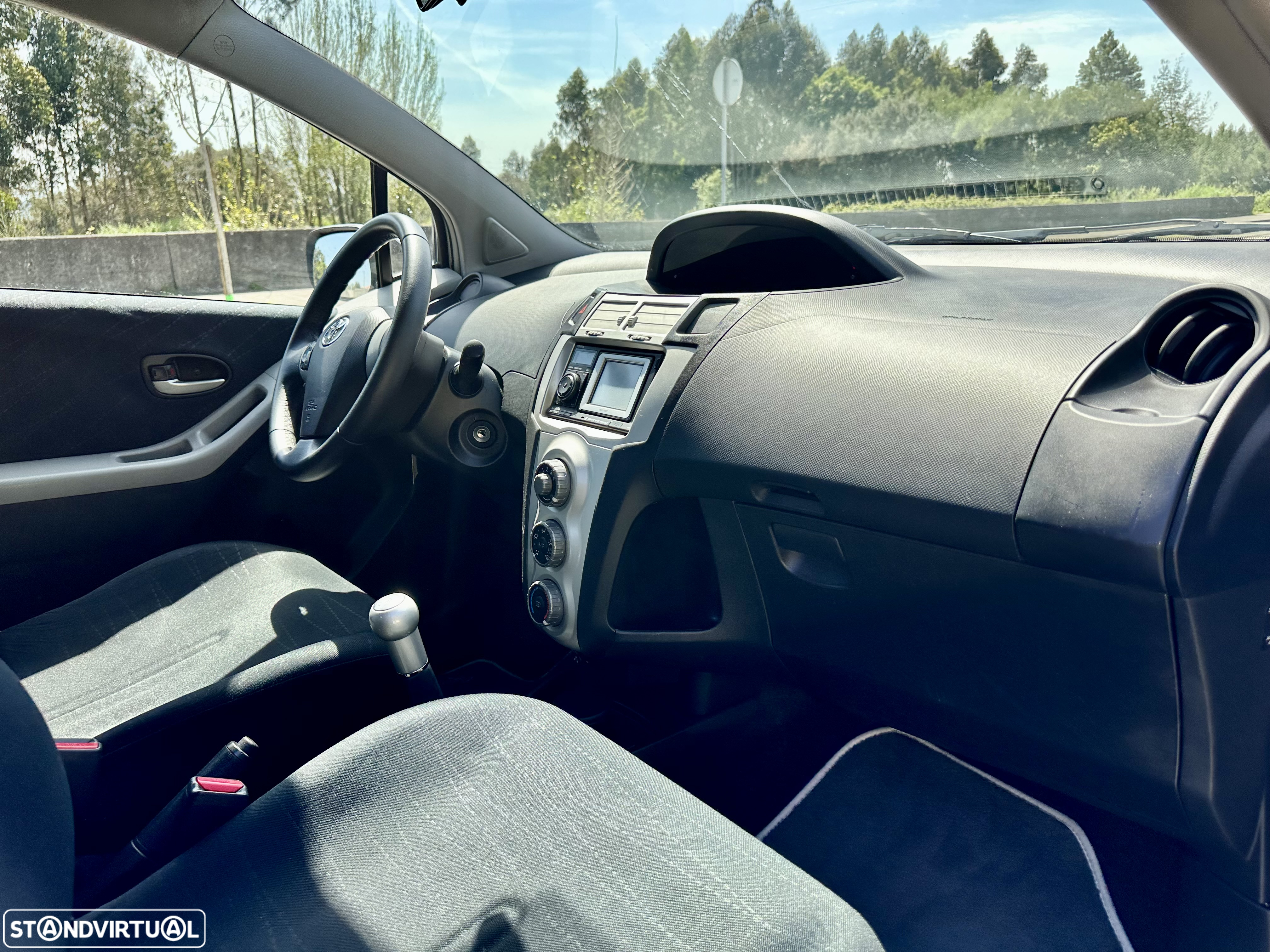 Toyota Yaris 1.4 D-4D Rock In Rio - 29