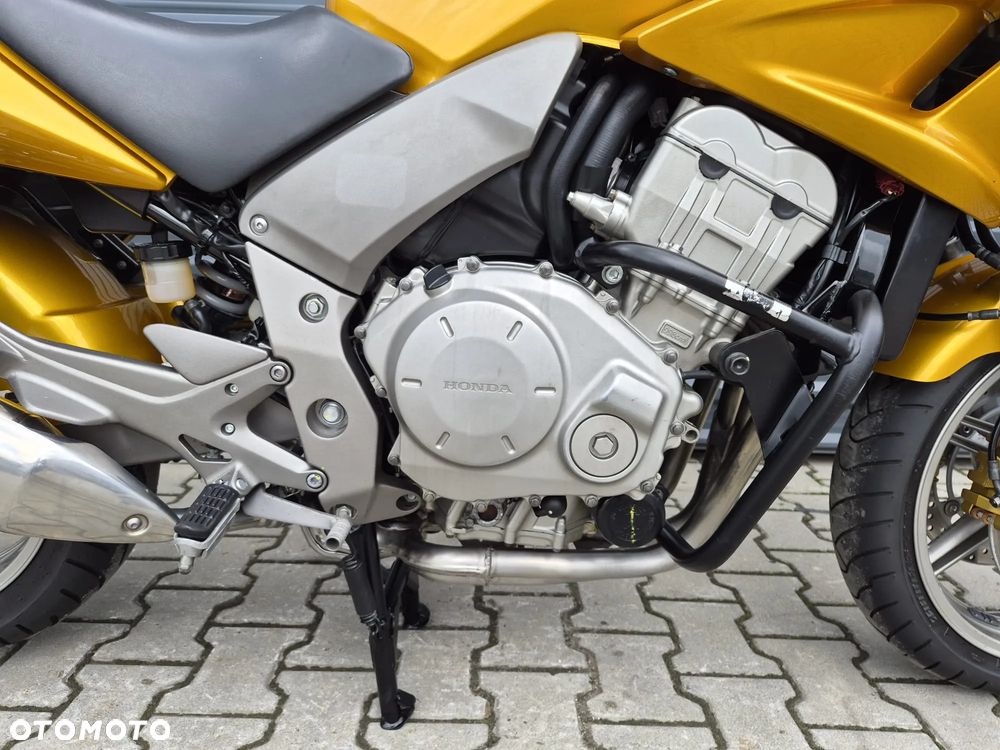 Honda CBF - 10