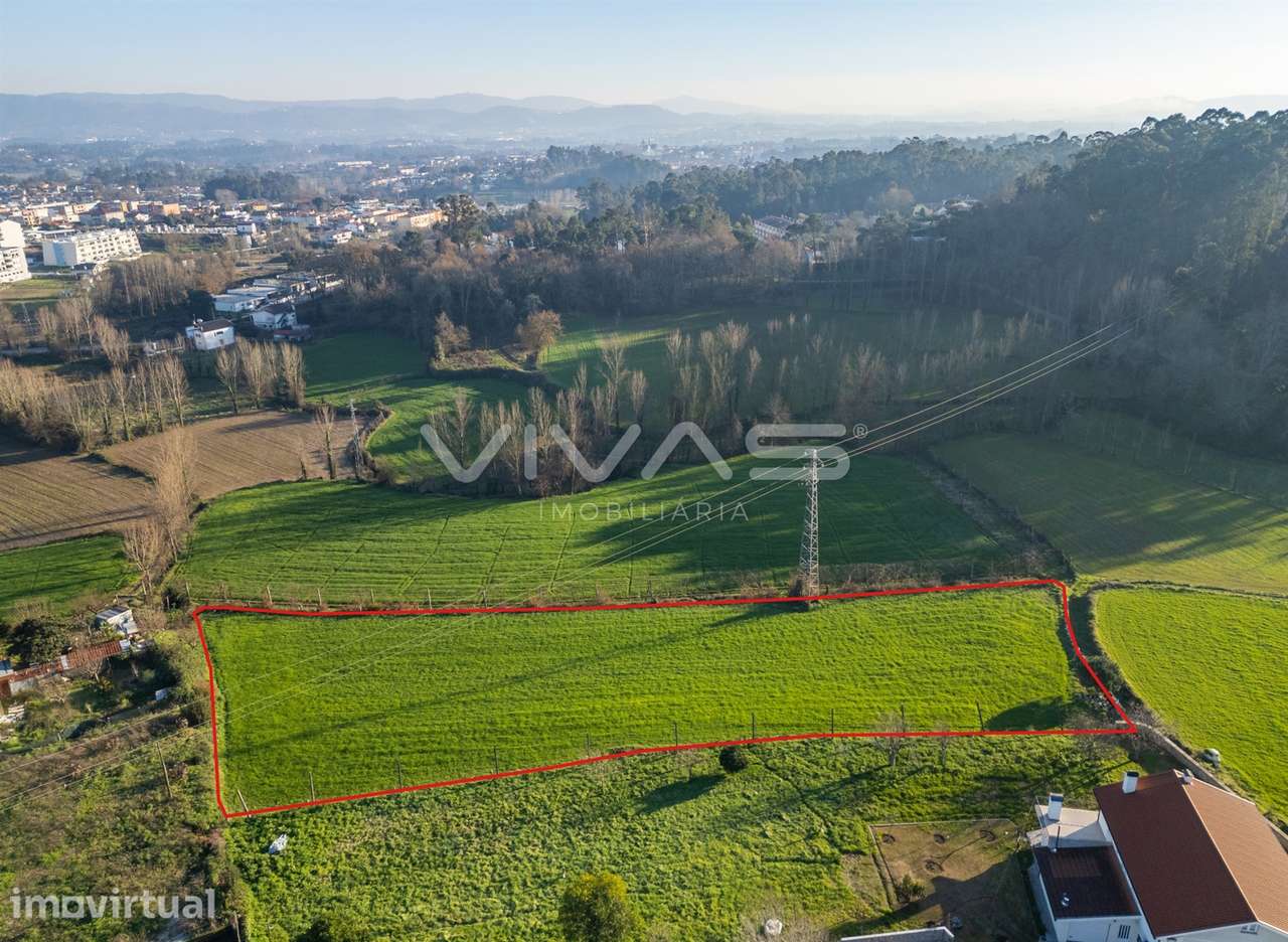 Terreno para construção em Barbudo, Vila Verde - Grande imagem: 3/22
