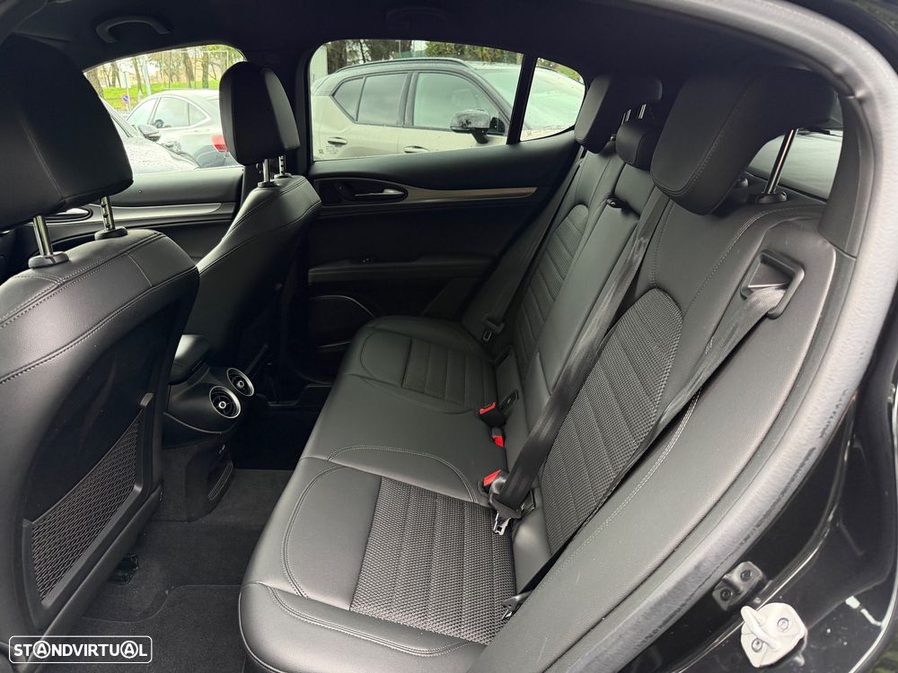 Alfa Romeo Stelvio 2.2 D Sprint AT8 - 19