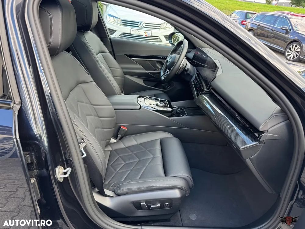 BMW Seria 5 520d Aut. - 11