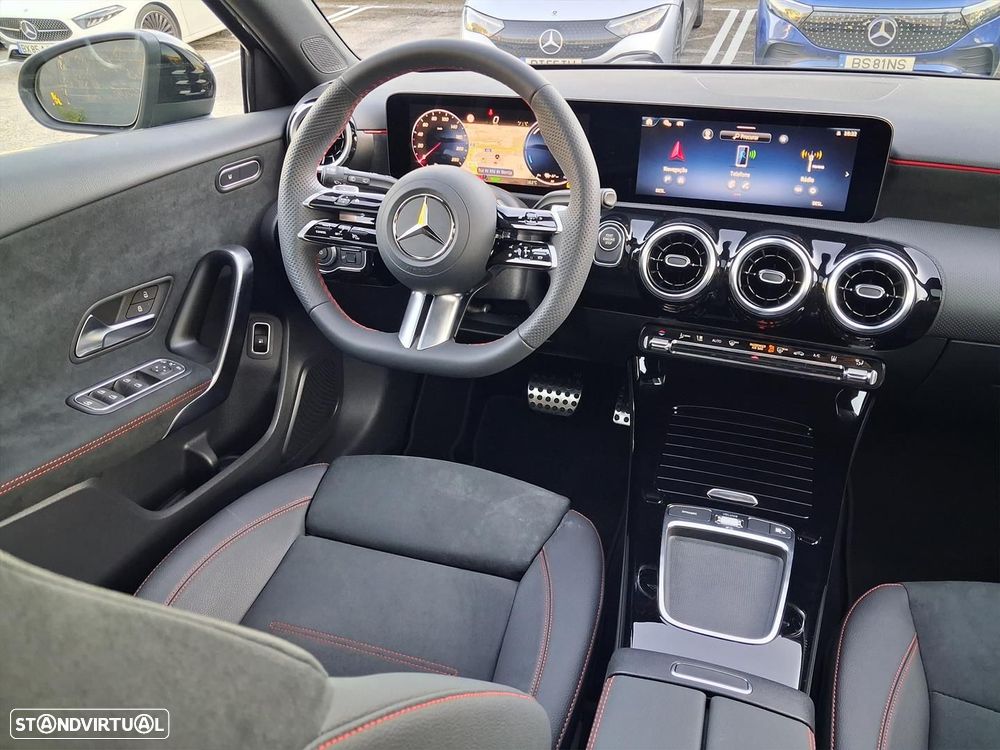 Mercedes-Benz A 250 - 18