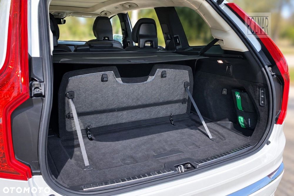 Volvo XC 90 B5 D AWD Ultimate Bright 7os - 24