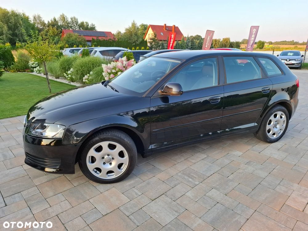 Audi A3 Sportback - 8