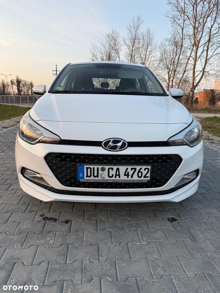 Hyundai i20 1.2 Select - 11