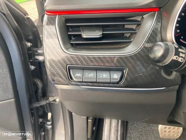 Renault Arkana TCe 140 EDC R.S. LINE - 24