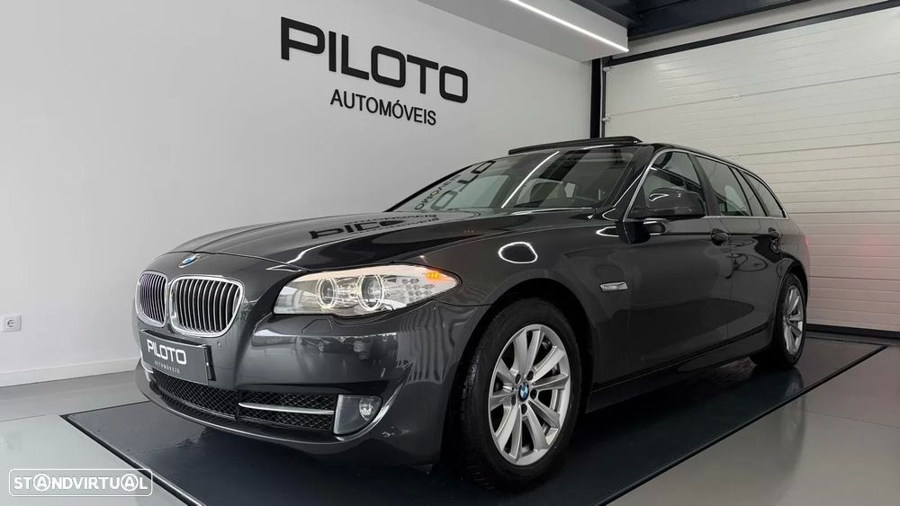 BMW 520 d Line Luxury - 1