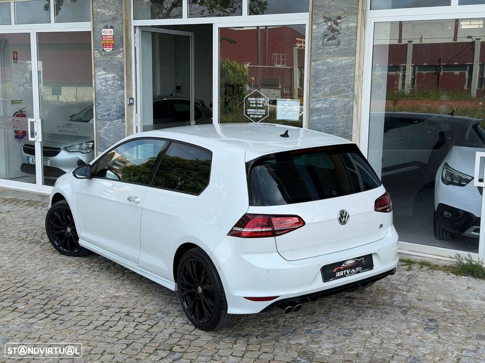 VW Golf 2.0 TDi Highline - 4