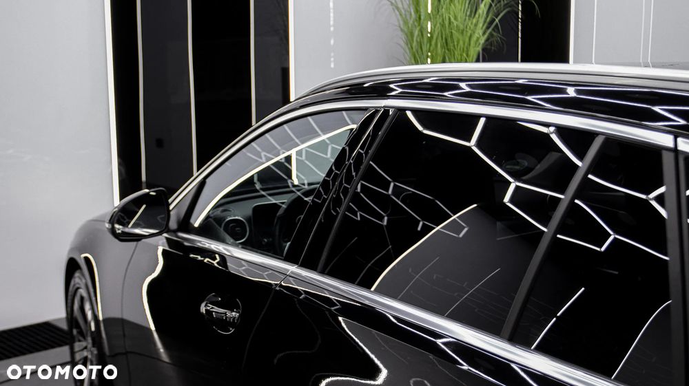 Mercedes-Benz Klasa C 220 d mHEV - 13