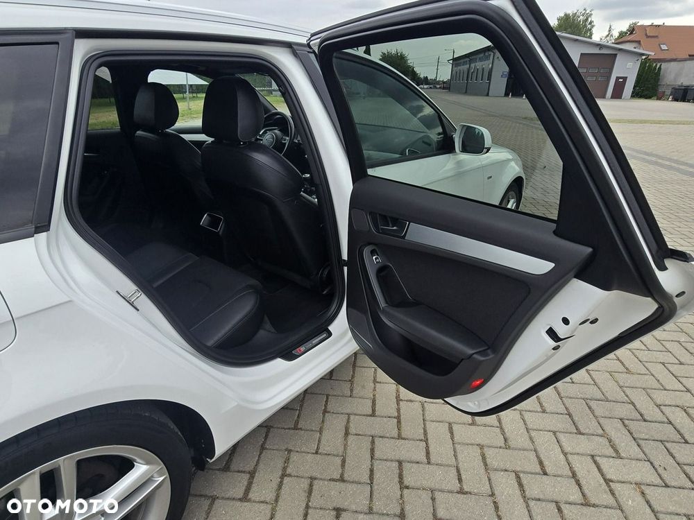 Audi A4 Avant - 25