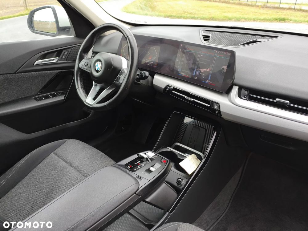 BMW X1 sDrive18i Sport Line - 17