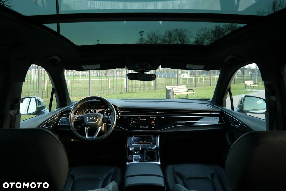 Audi Q7 55 TFSI quattro tiptronic S line - 27