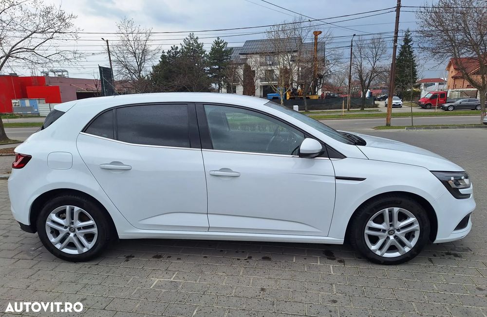 Renault Megane BLUE dCi EDC Limited - 3