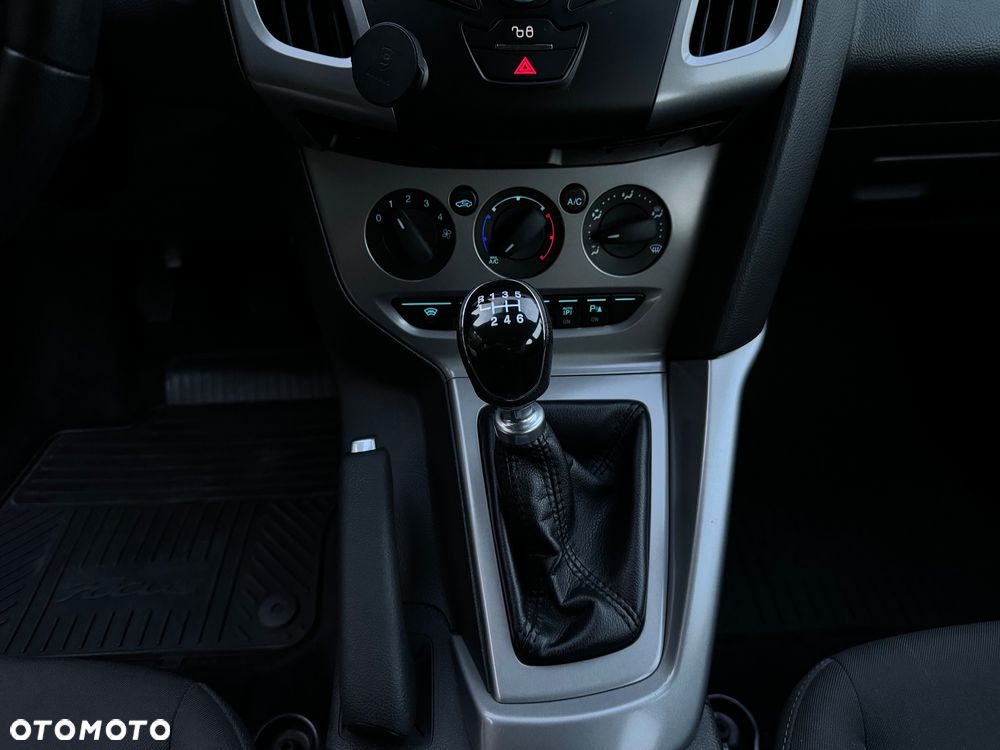 Ford Focus 1.0 EcoBoost Edition - 11