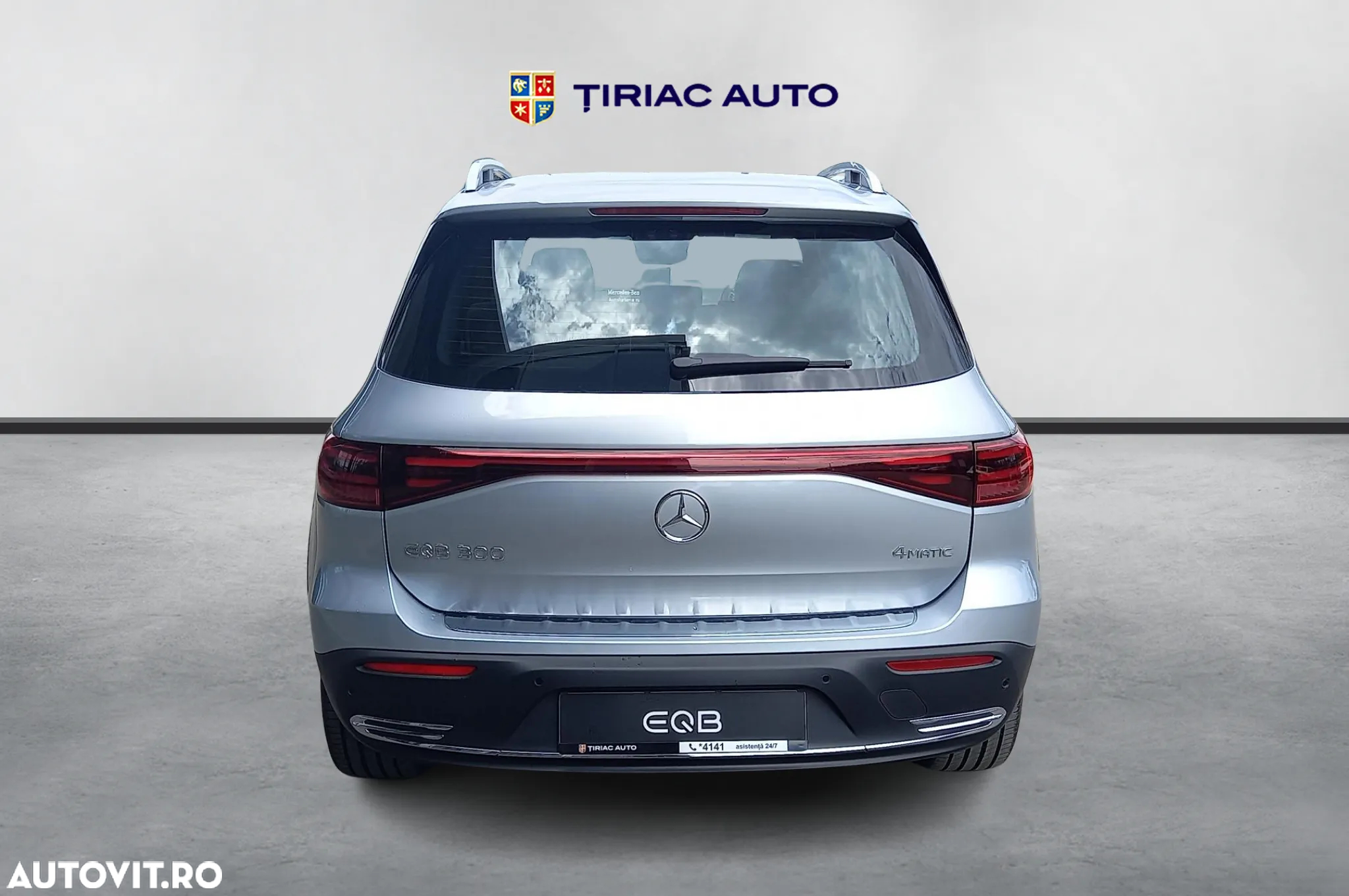 Mercedes-Benz EQB 300 4MATIC - 4