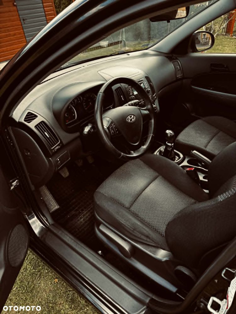 Hyundai i30 1.4 Blue Classic - 13