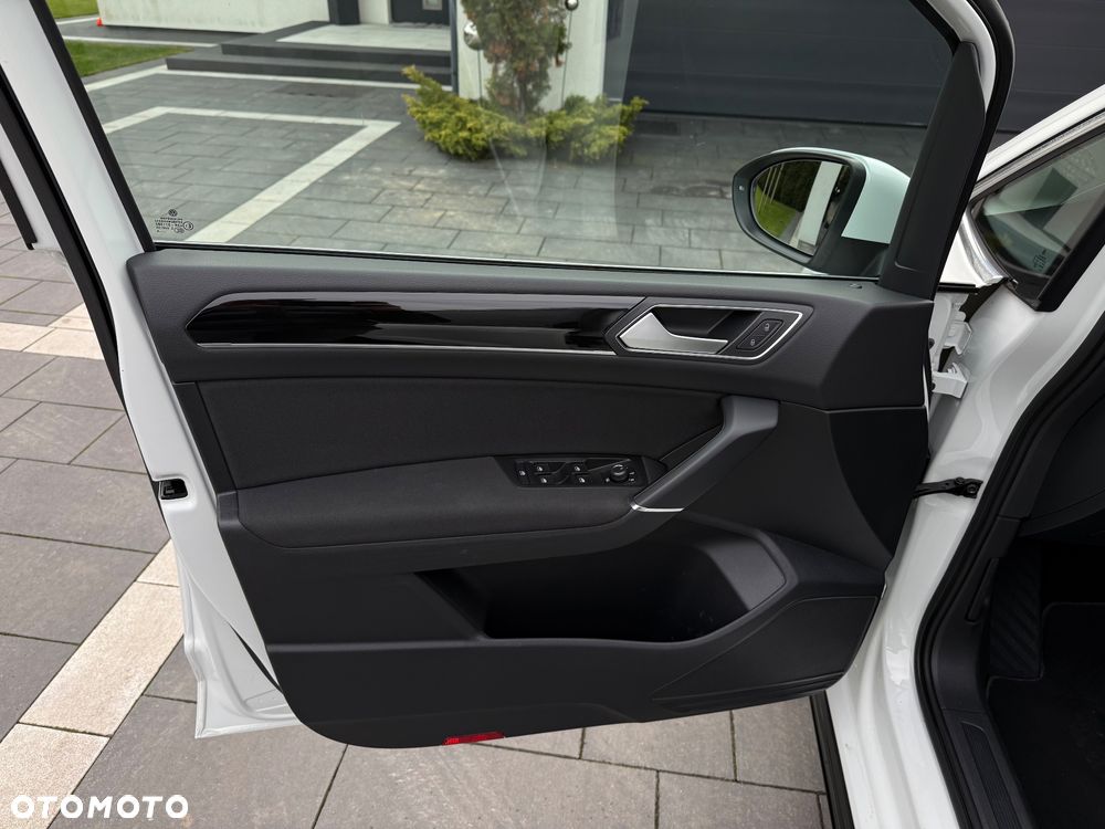 Volkswagen Touran 1.5 TSI ACT OPF DSG Highline - 18