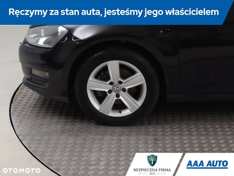 Volkswagen Golf - 17