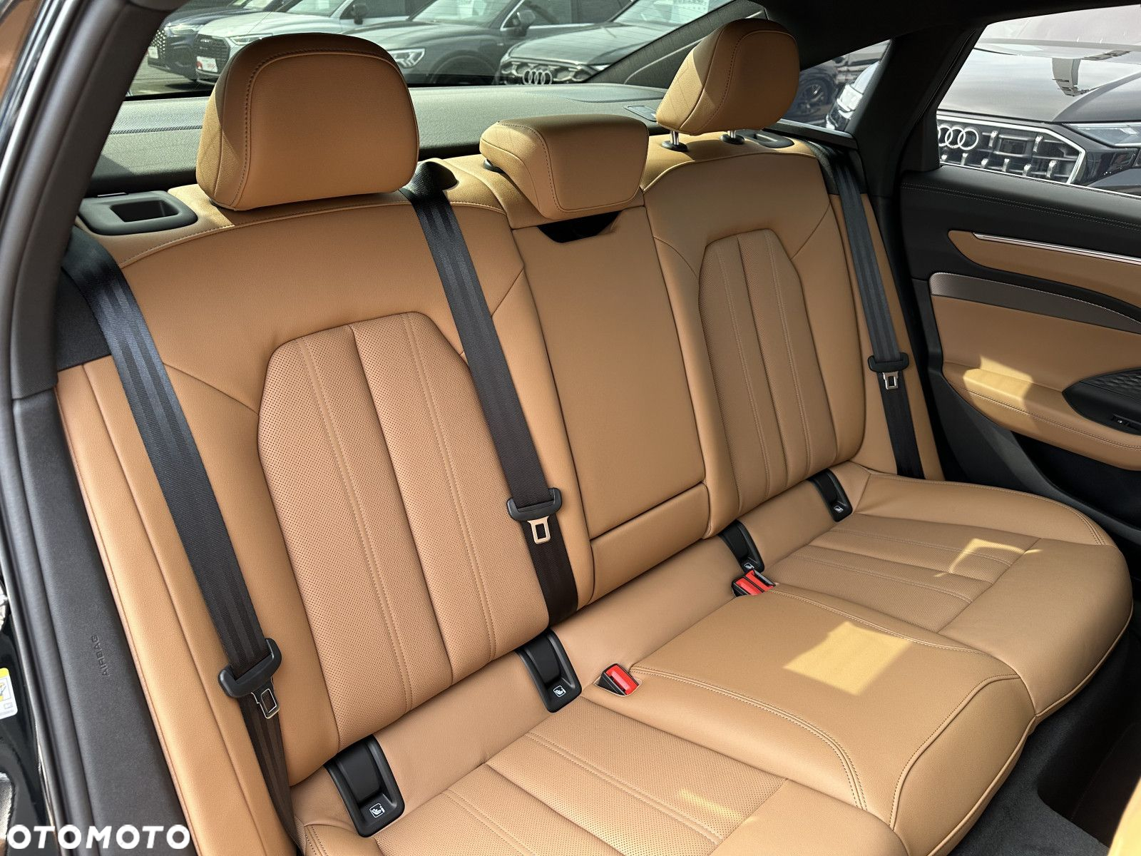 Audi A6 - 24