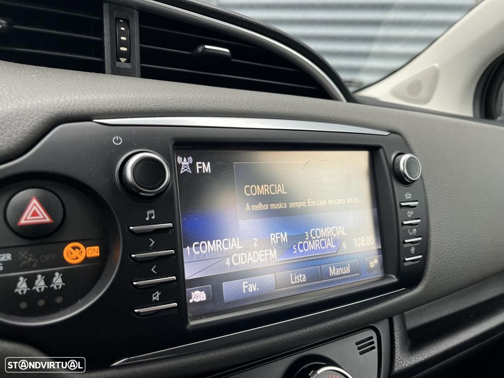 Toyota Yaris 1.0 VVT-i Comfort+P.Style - 11