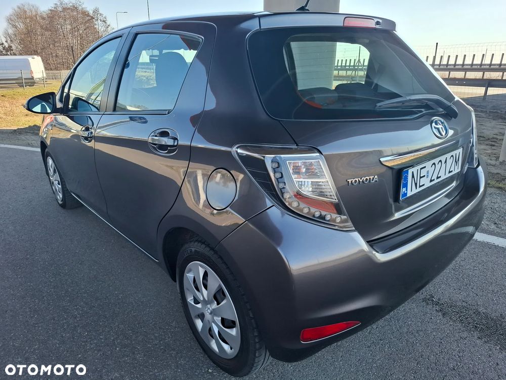 Toyota Yaris 1.5 VVT-i Life - 32