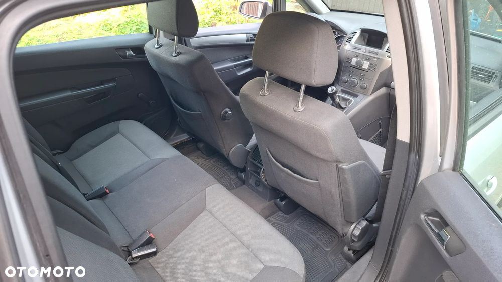 Opel Zafira 1.8 - 11