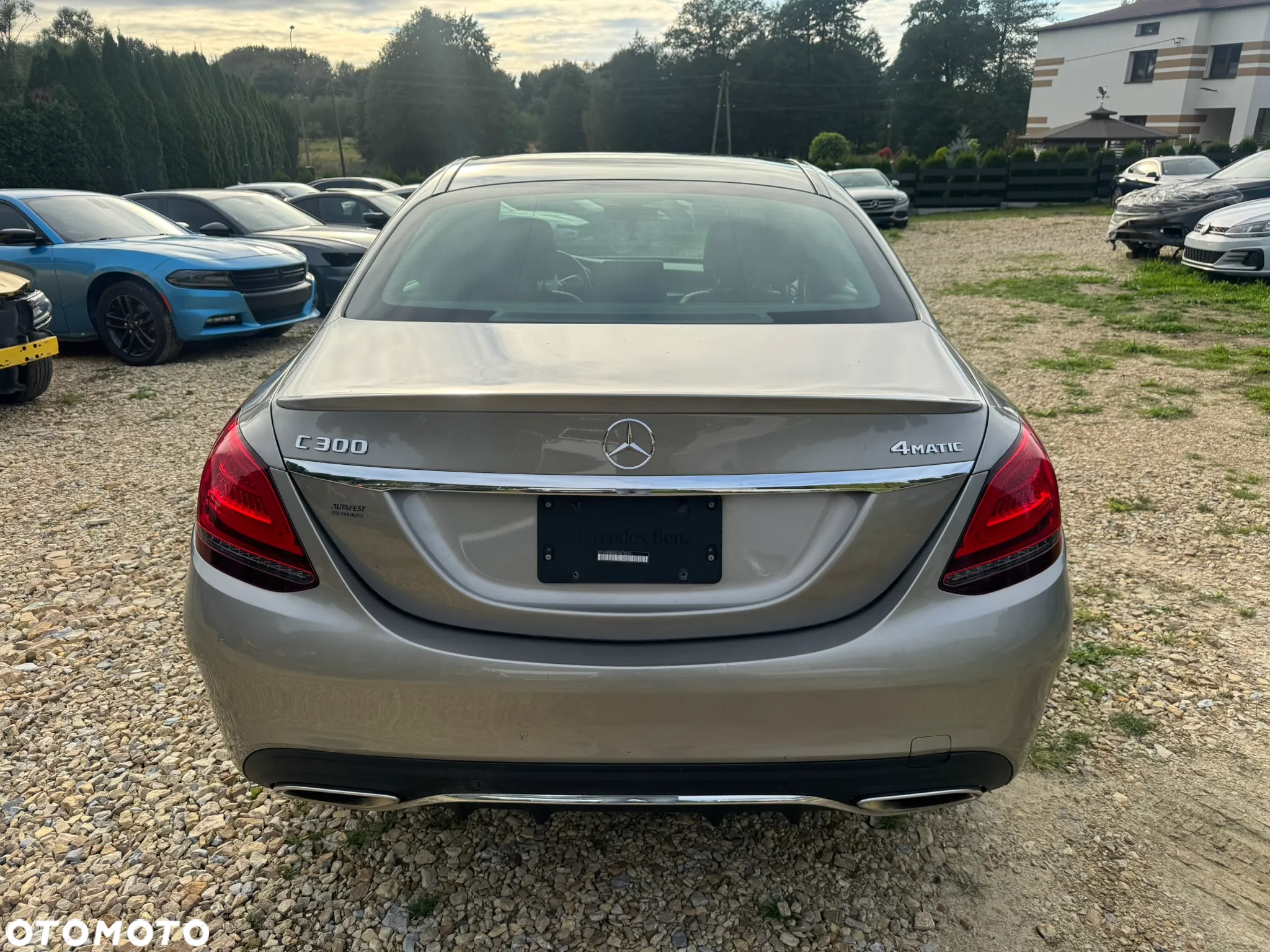 Mercedes-Benz Klasa C 300 4Matic 9G-TRONIC Edition AMG Line - 4