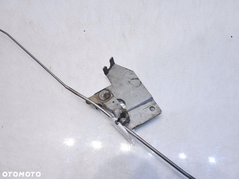 MECHANIZM ZAMKA MASKI JEEP CHEROKEE XJ - 3