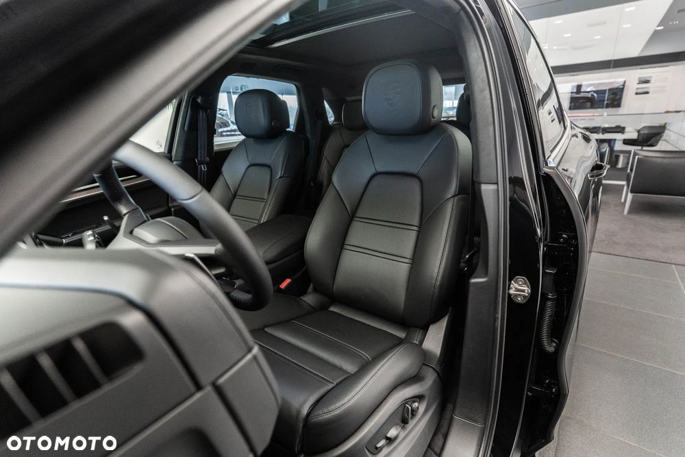 Porsche Cayenne E-Hybrid PHEV - 10