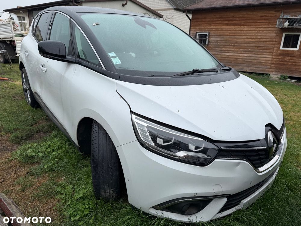 Renault Scenic - 1