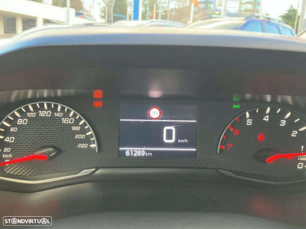 Peugeot 208 1.2 PureTech Active - 13