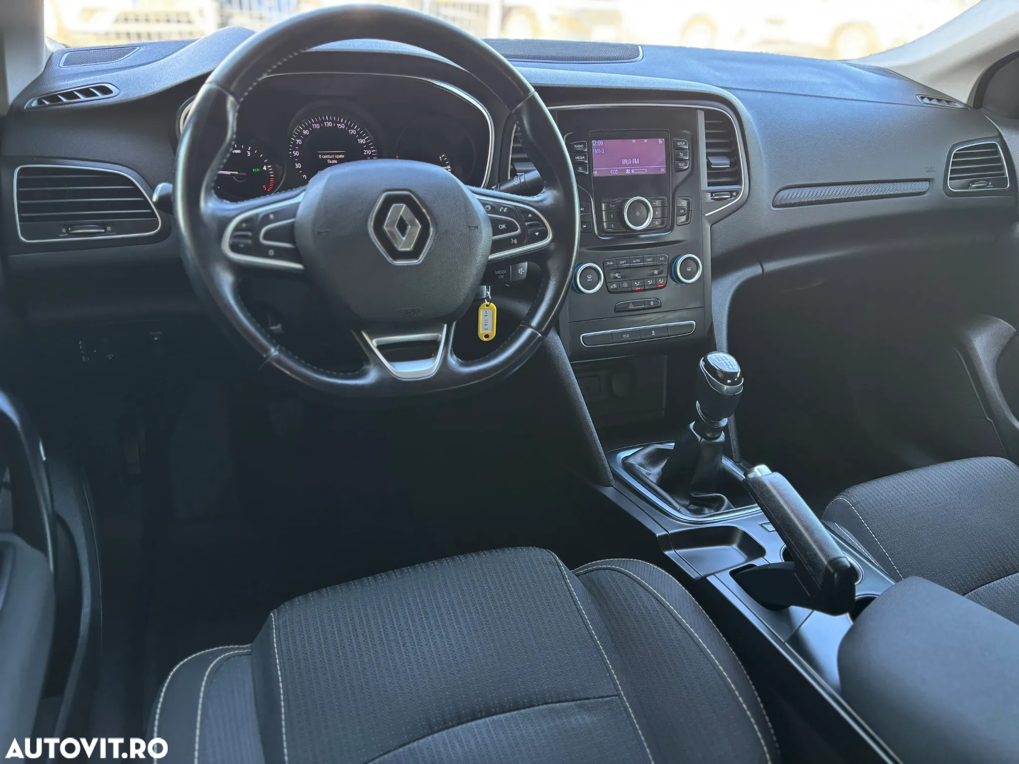 Renault Megane Energy dCi Business - 29