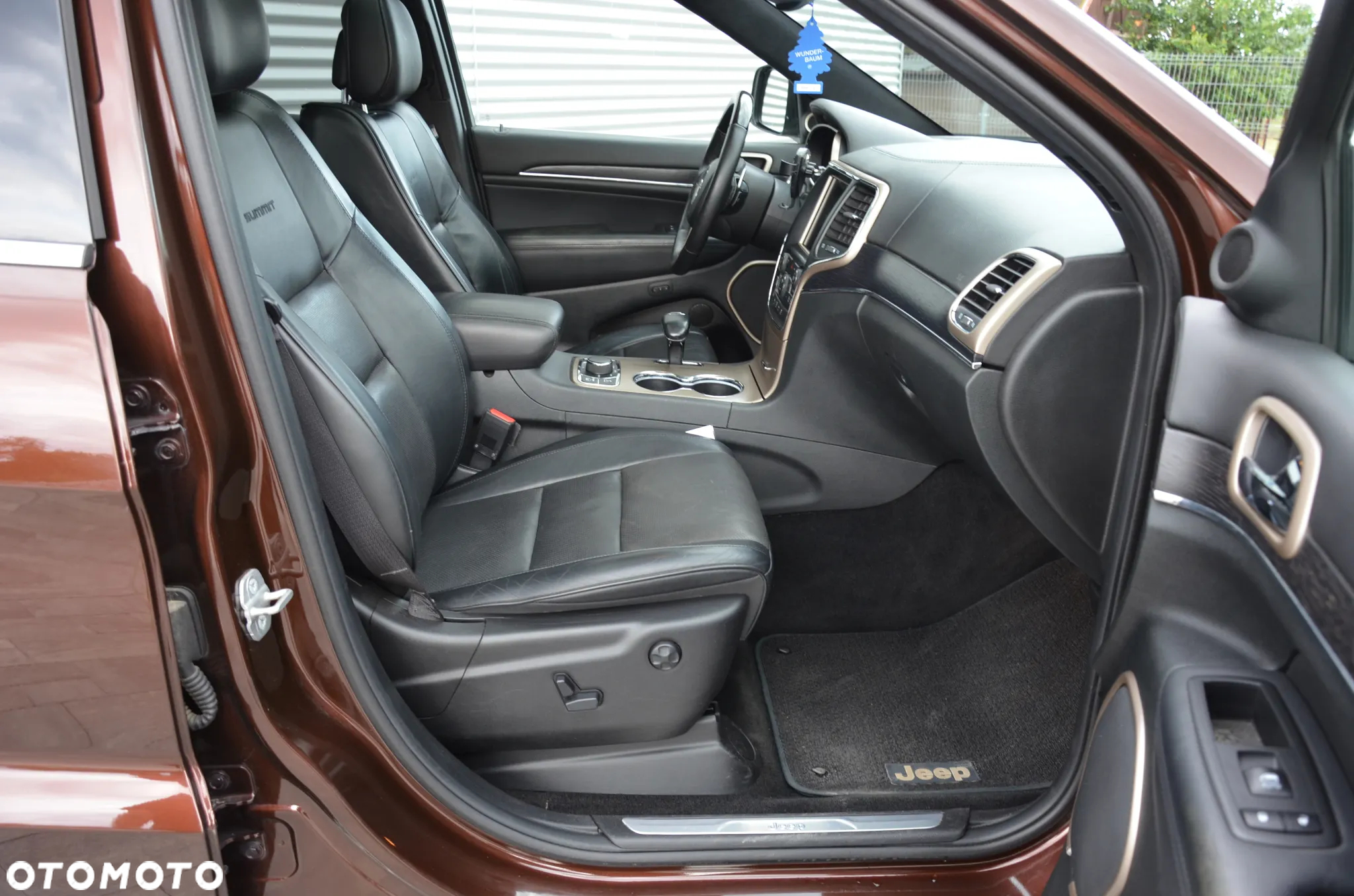 Jeep Grand Cherokee 3.0 CRD Overland Summit - 19