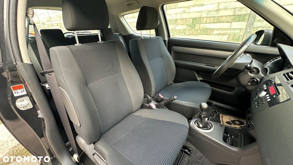 Suzuki Swift 1.5 Black Sport Edition - 28