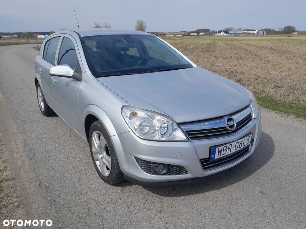 Opel Astra 1.8 Edition Plus - 24
