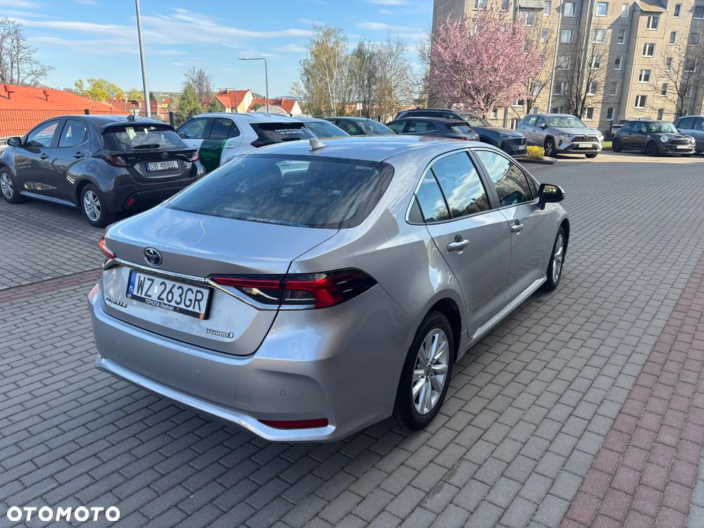 Toyota Corolla 1.8 Hybrid Style - 16