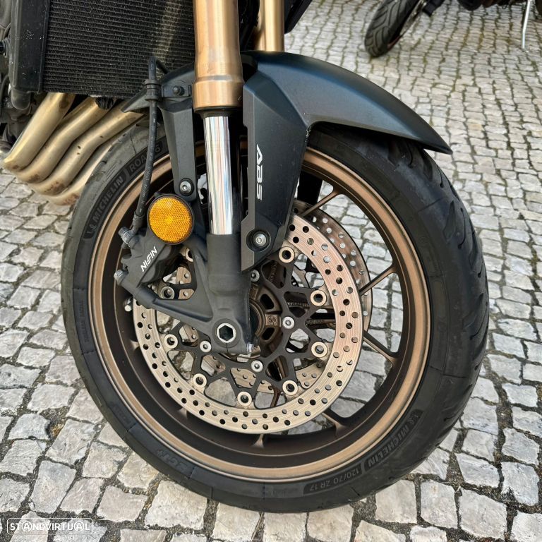 Honda CB 650 RA - 7