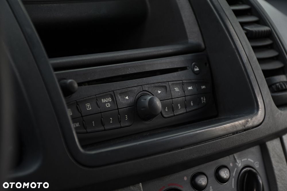 Opel VIVARO - 36