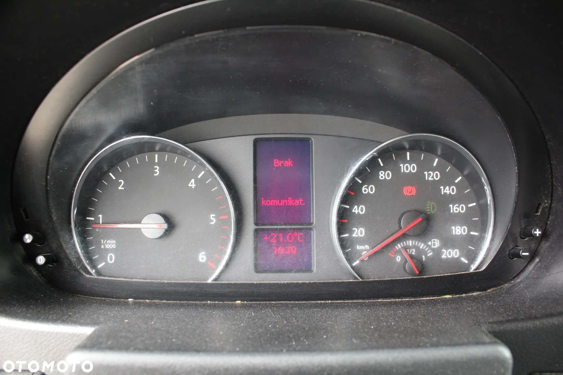 Volkswagen CRAFTER - 19