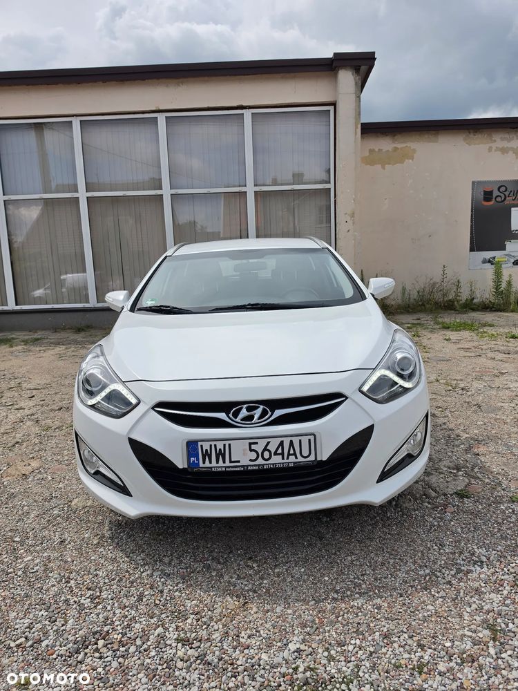 Hyundai i40 Kombi blue 1.6 Classic - 2